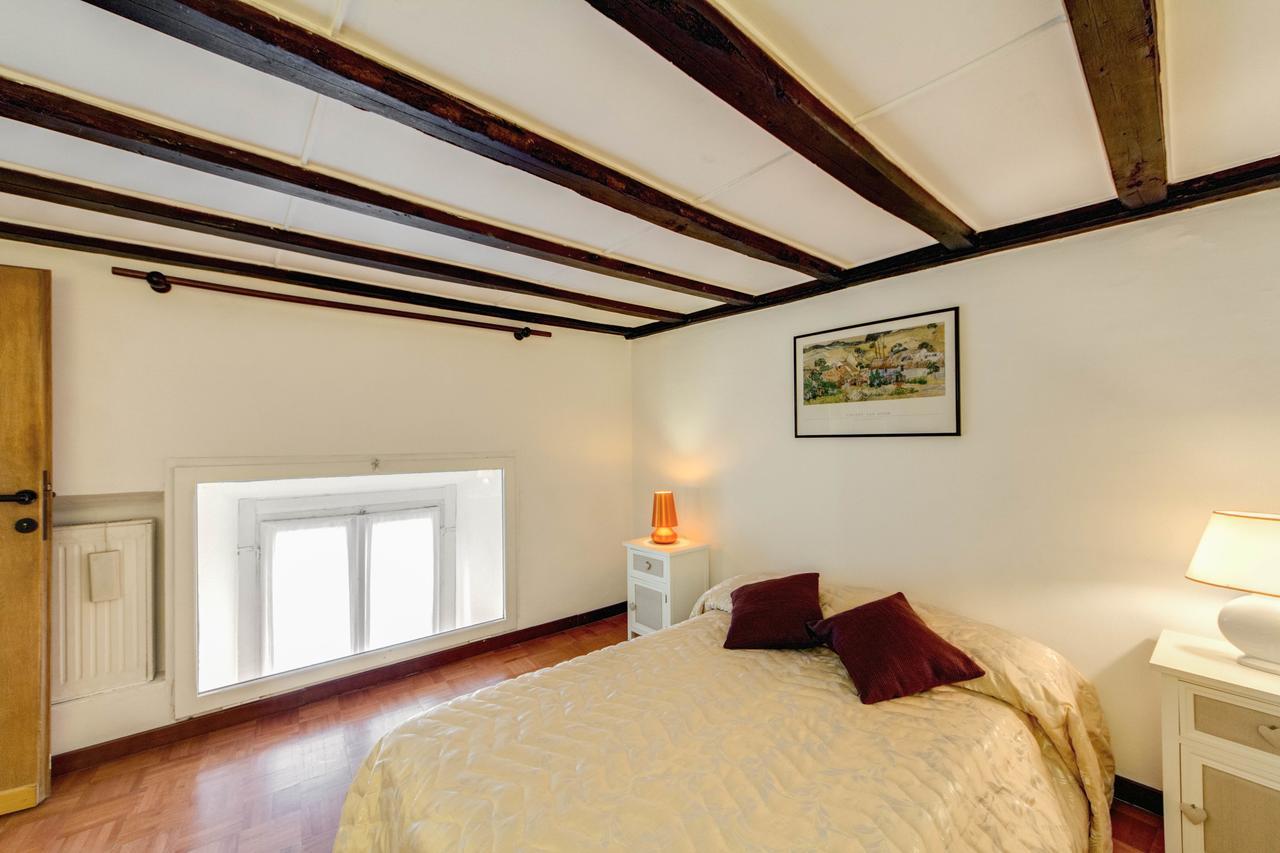 Campo Dei Fiori Stunning And Quiet Apartment Рим Екстериор снимка