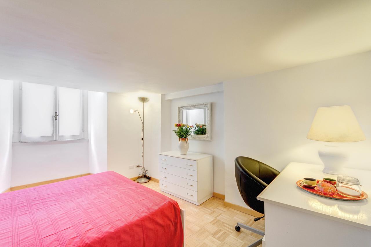 Campo Dei Fiori Stunning And Quiet Apartment Рим Екстериор снимка