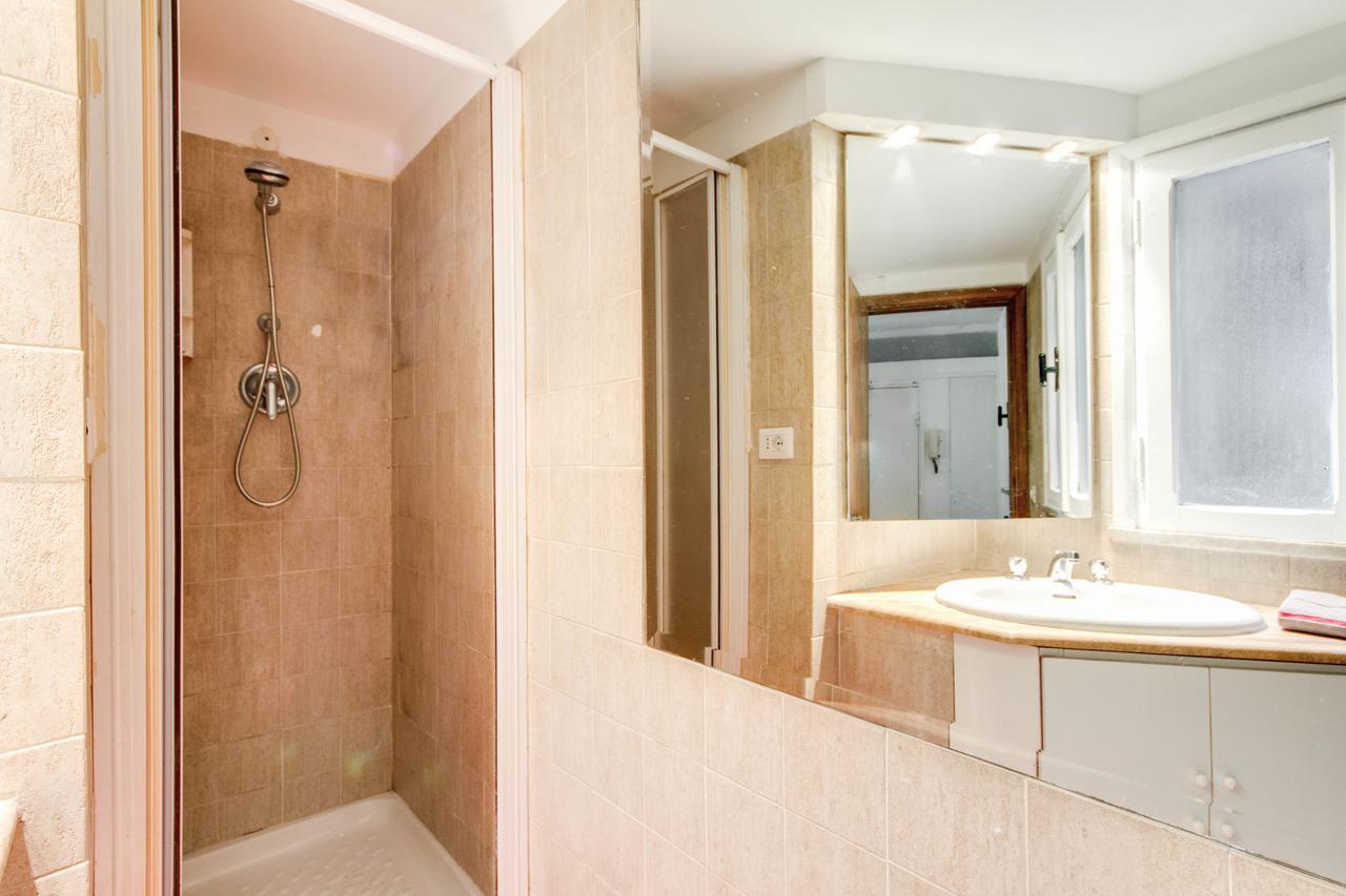 Campo Dei Fiori Stunning And Quiet Apartment Рим Екстериор снимка